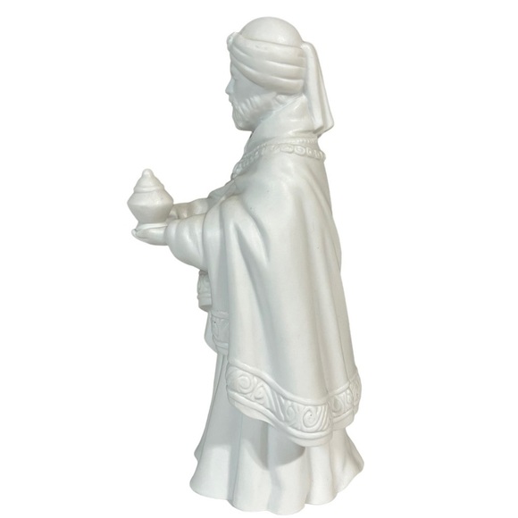 Vintage Avon Nativity Collectibles Magi Balthasar Bisque Porcelain Figurine 1982 - Picture 2 of 11